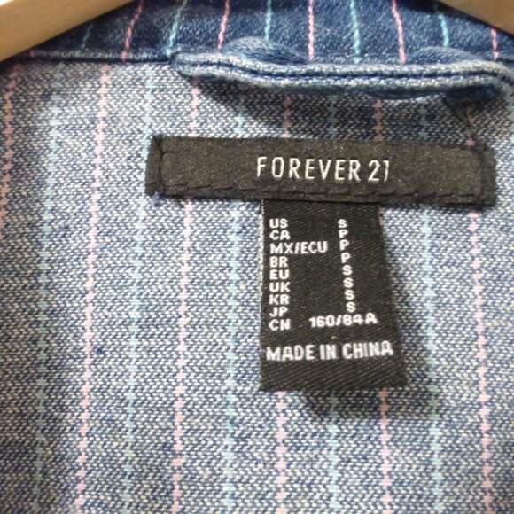 FOREVER 21 blue and pink pinstripe denim jacket and skirt set - Picture 7 of 15